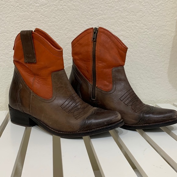 MIA Short Cowboy Boots. - Picture 1 of 5